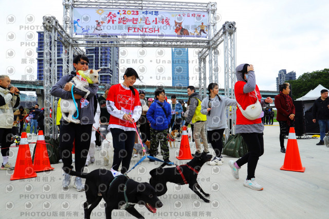 2023咪可思奔跑吧!毛小孩公益路跑 -三重水樣加開場