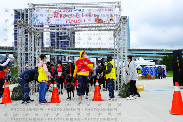 2023咪可思奔跑吧!毛小孩公益路跑 -三重水樣加開場