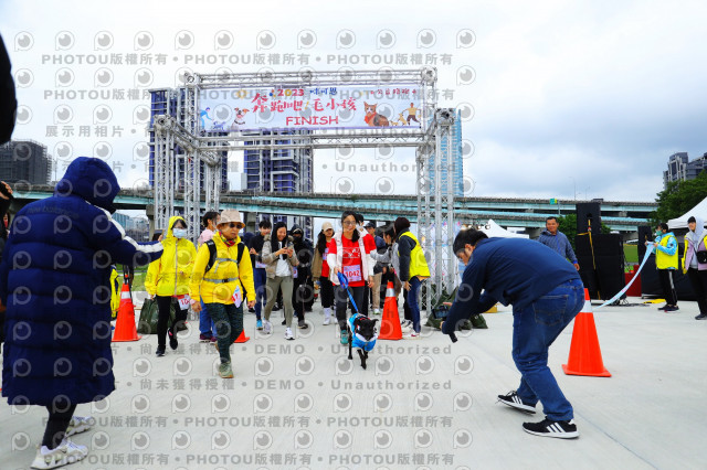 2023咪可思奔跑吧!毛小孩公益路跑 -三重水樣加開場