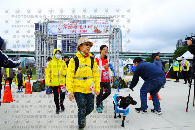 2023咪可思奔跑吧!毛小孩公益路跑 -三重水樣加開場